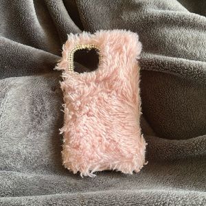 Pink Fluffy Iphone 12 pro max phone case !